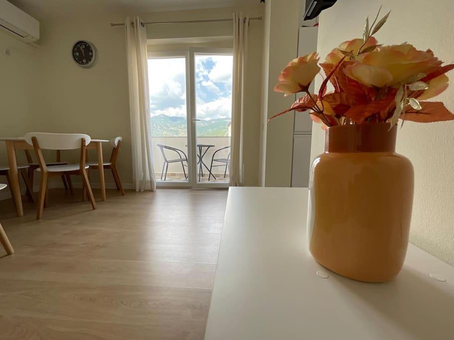 Spring Apartment In Permet Exterior photo